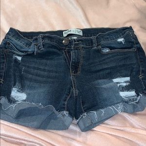 Mudd FLX Stretch Low-Rise Midi Jean Short